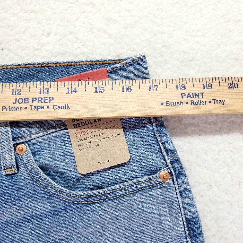 Levis 505 Regular Fit Straight Leg Light Wash Blue Stretch Jeans 33x32